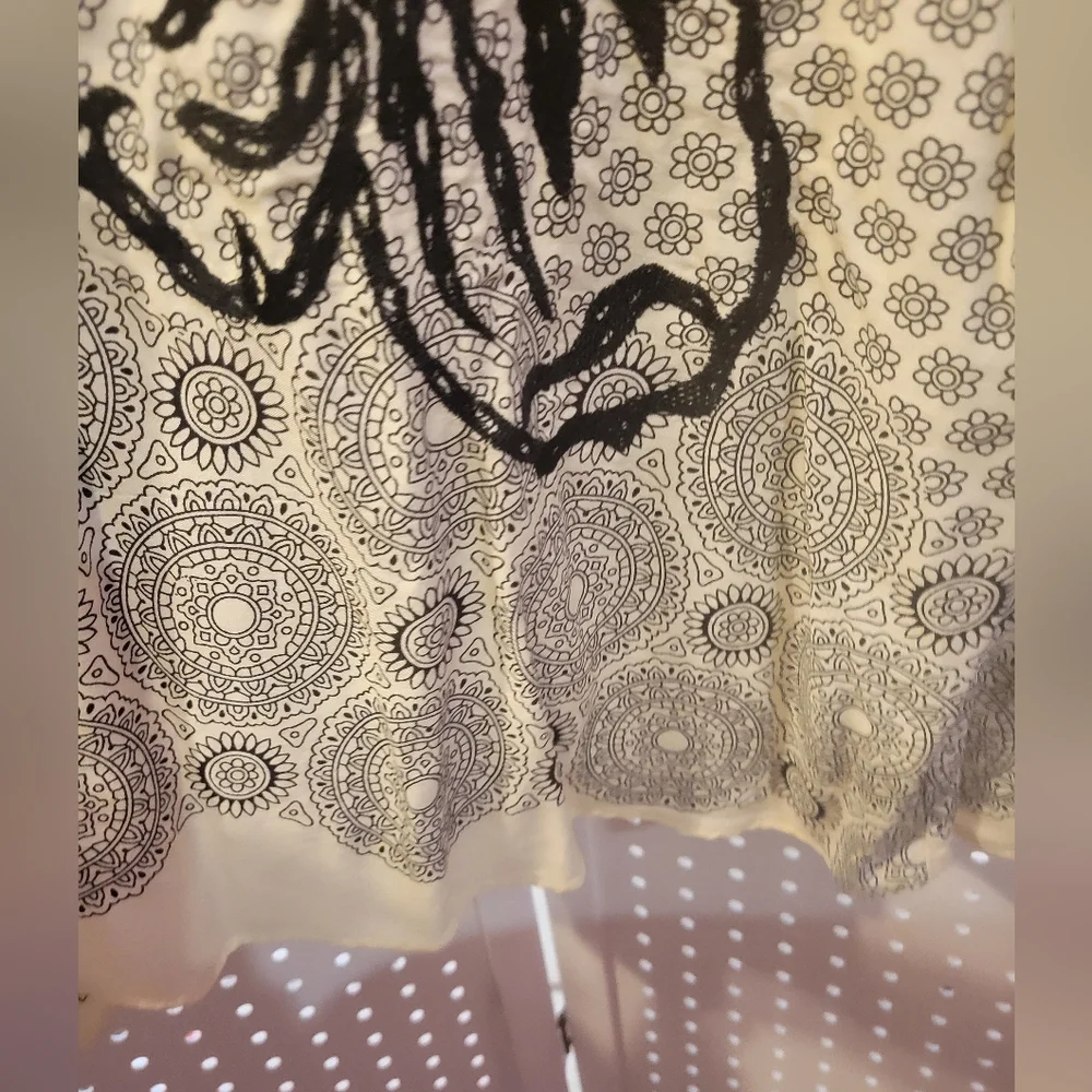 ESLEY Cream +Black Sleeveless Sun Dress W Keyhole Halter Neckline EMBROIDERED M - Picture 5 of 8